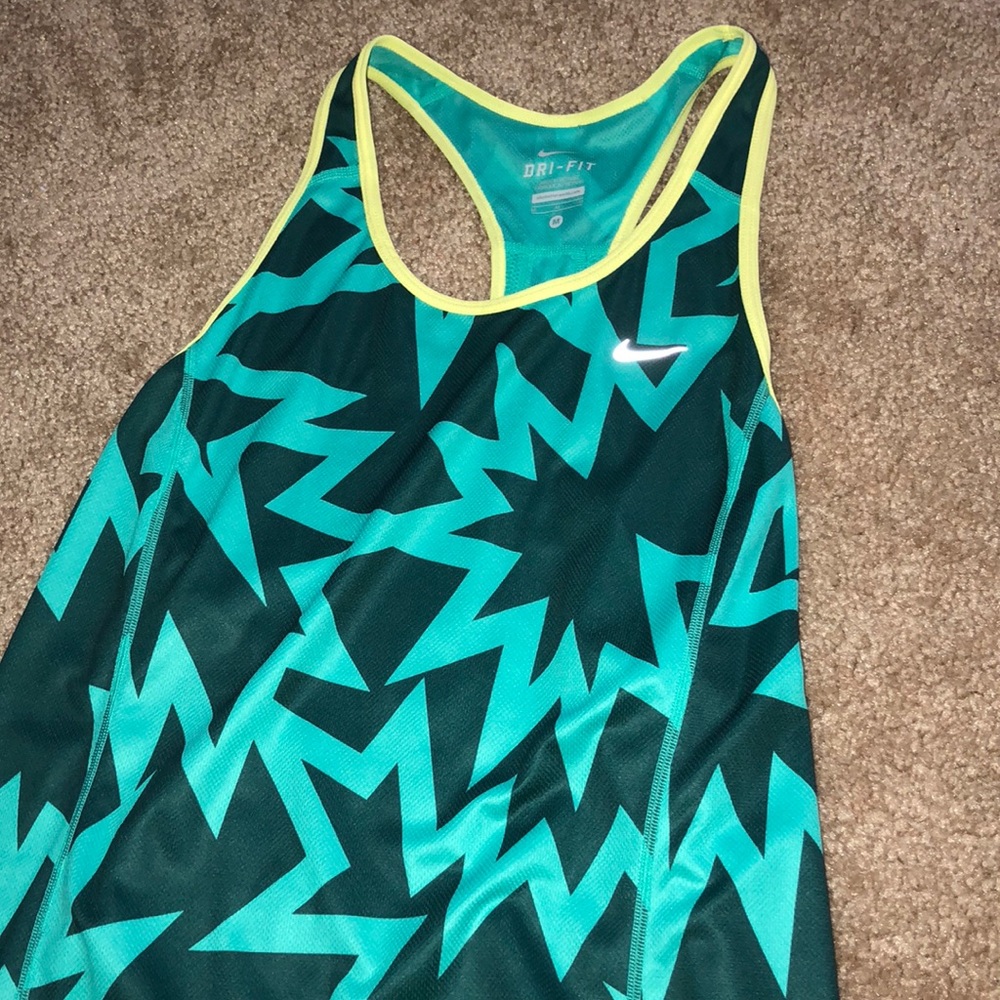 Nike work out tee